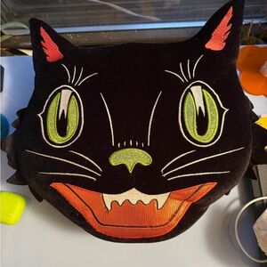 Black Cat Face throw pillow (Michaels)